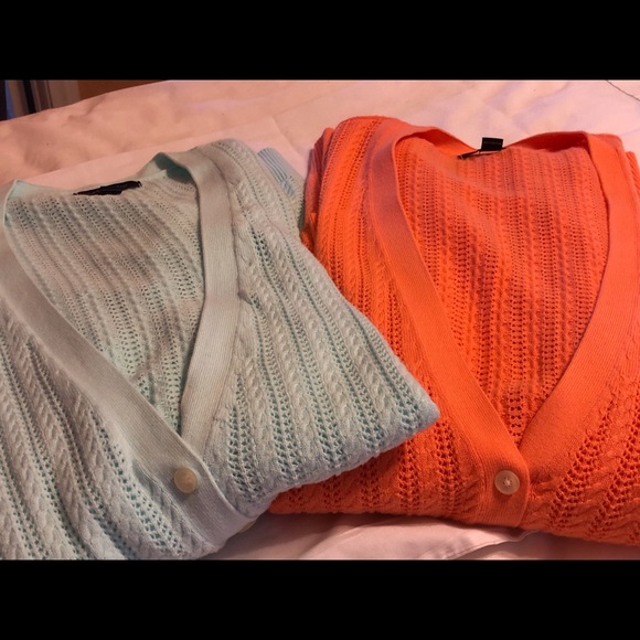 Lands End sweaters (2). 3x. - Picture 2 of 7